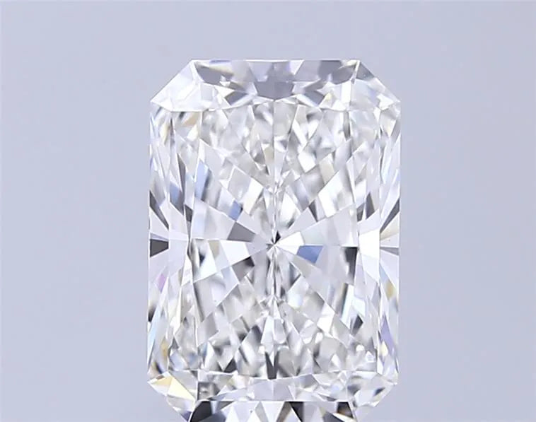 3.09ct Radiant Lab Grown Diamond (Colour F, Clarity VVS2, IGI Certified)