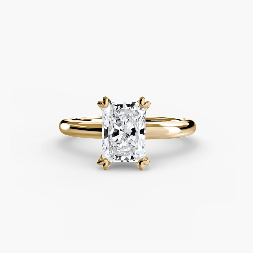 Luxe Solitaire Ring